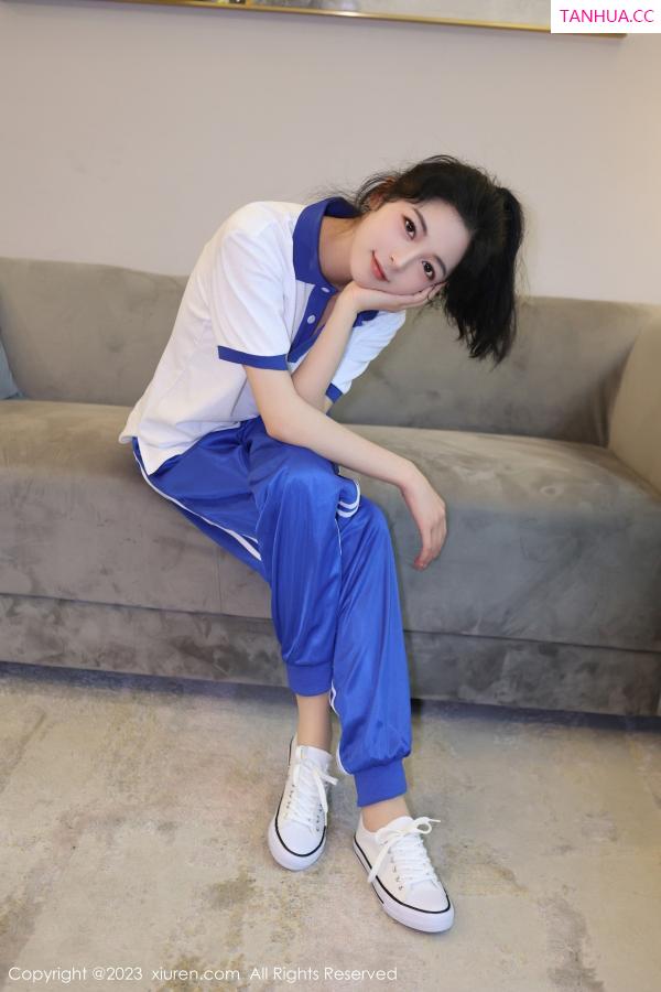 刘蓝蔻 Eva_茜茜 [XiuRen]高清写真图 2023.06.05 No.6855 茜茜Kimi 学妹装美腿第6张图片